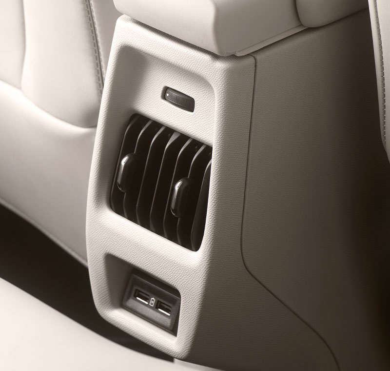 Second Row AC Vents