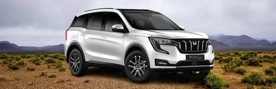 XUV700