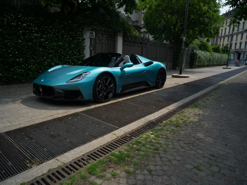 Maserati MC20