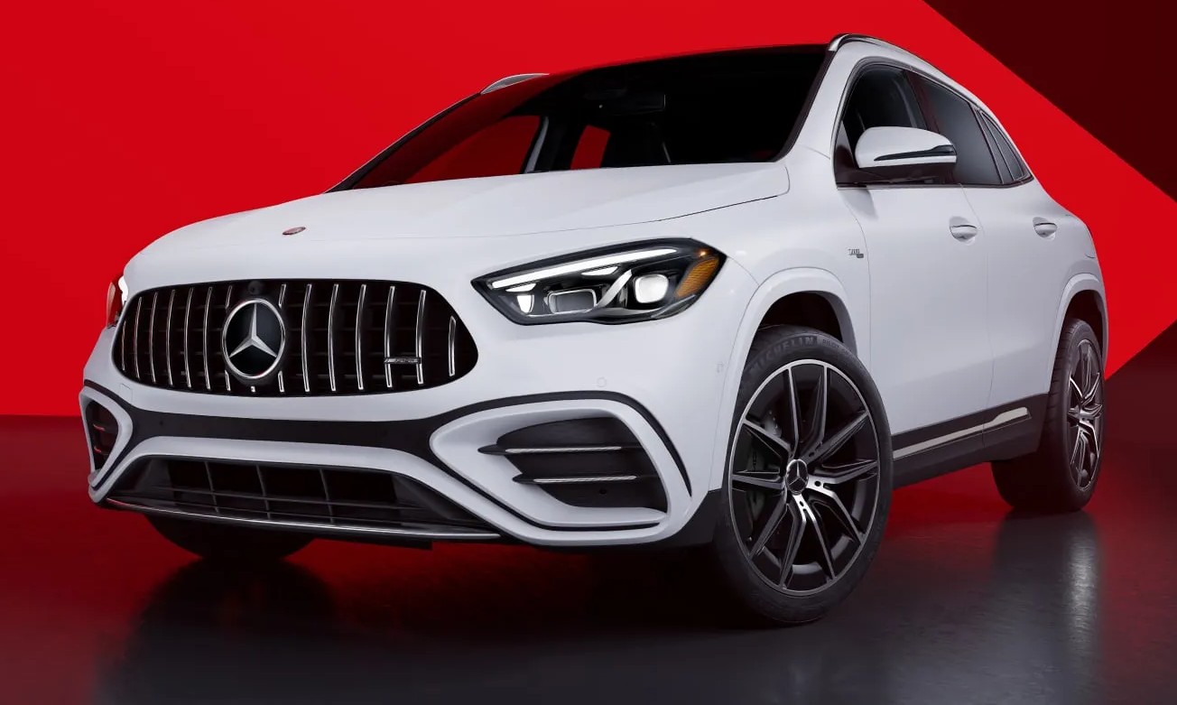 Mercedes-Benz AMG GLA35 Price 2025 - Variants, Features & Reviews