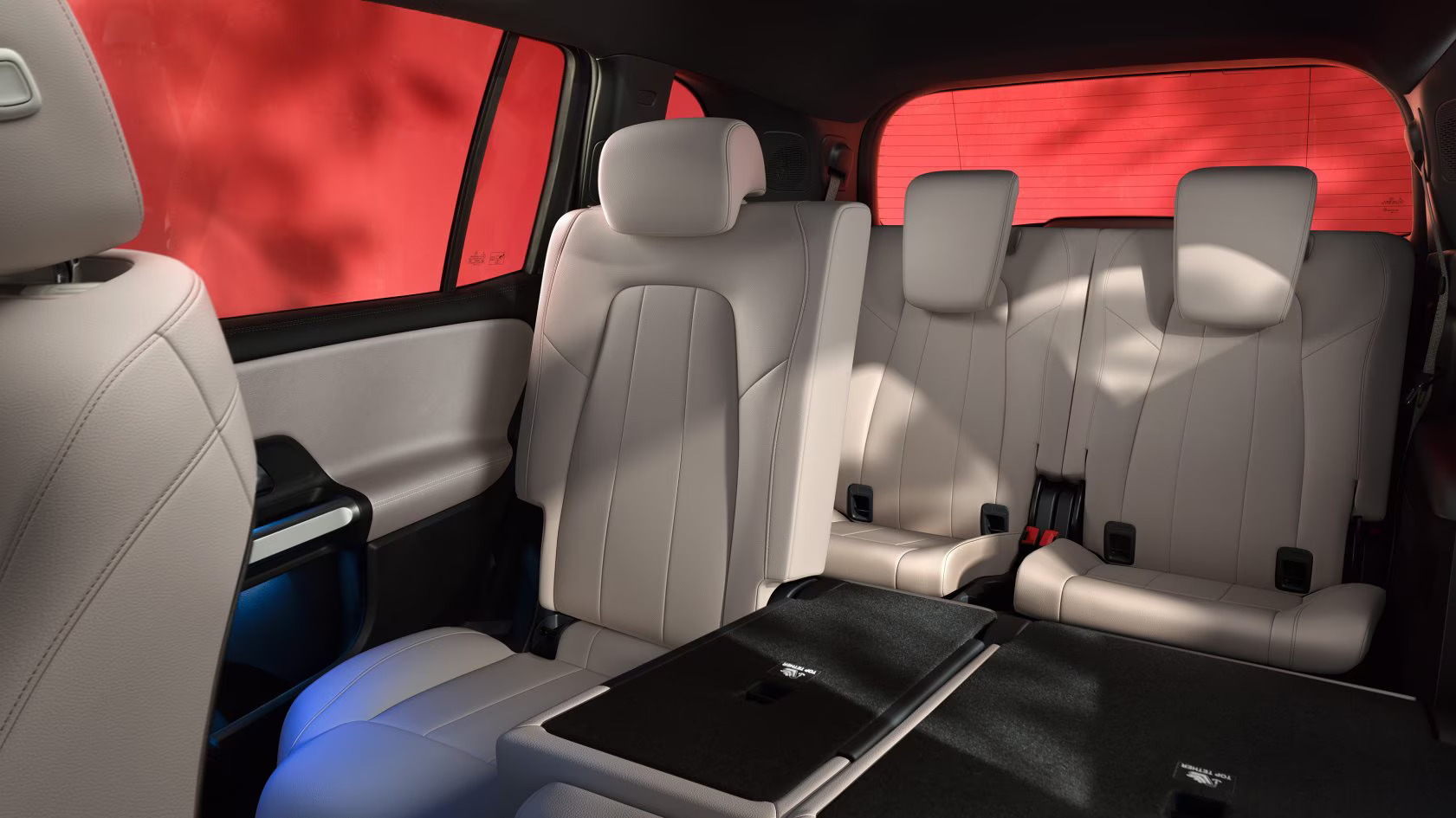 Rear Centre Armrest