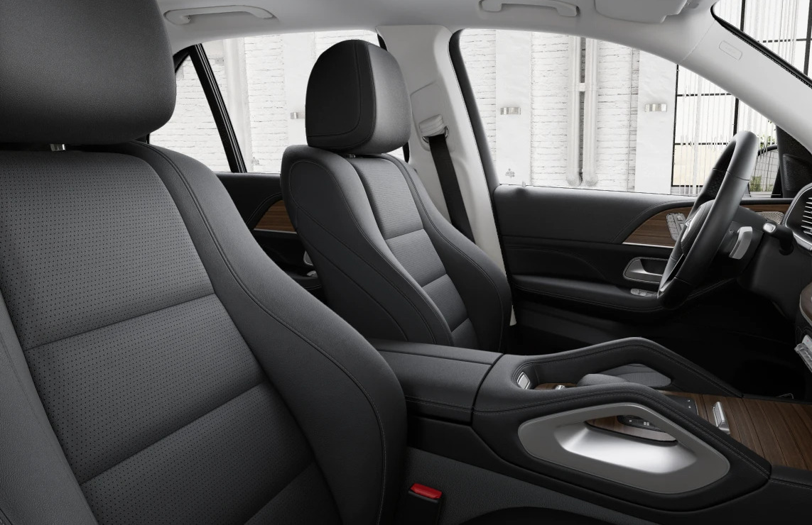 Front Armrest