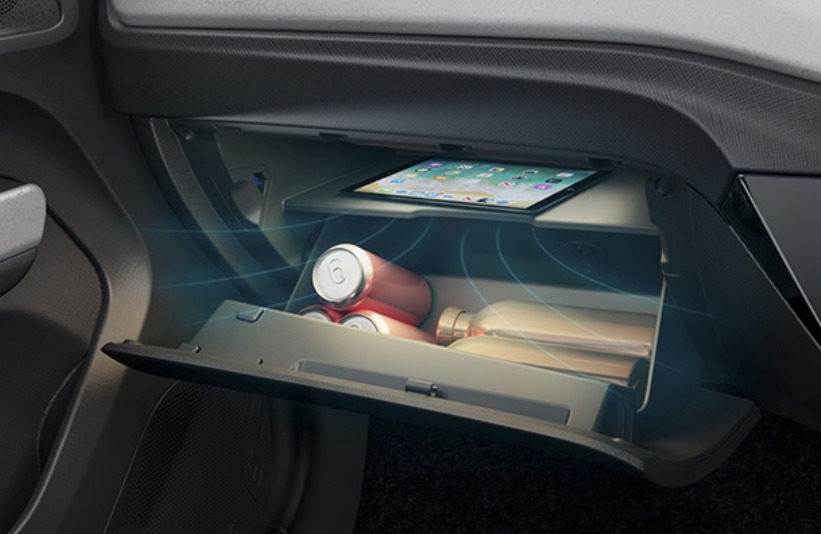 Cooling Glove Box