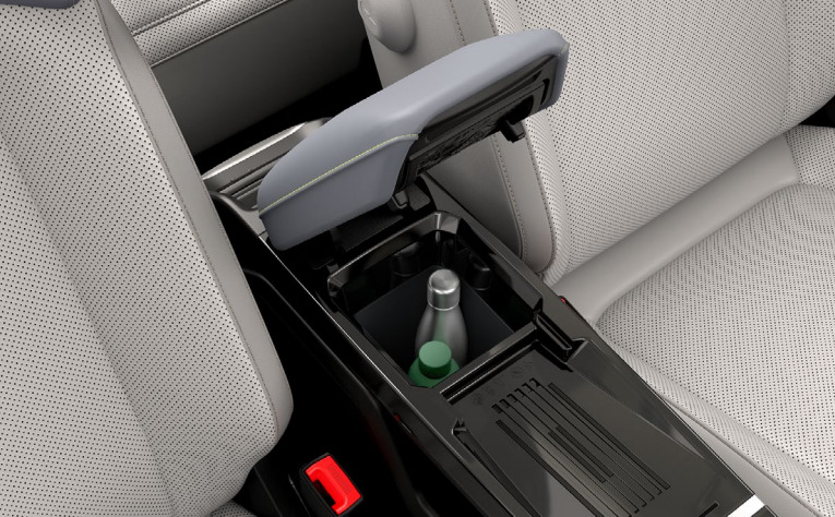 Front Armrest
