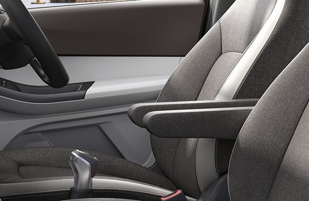 Front Armrest