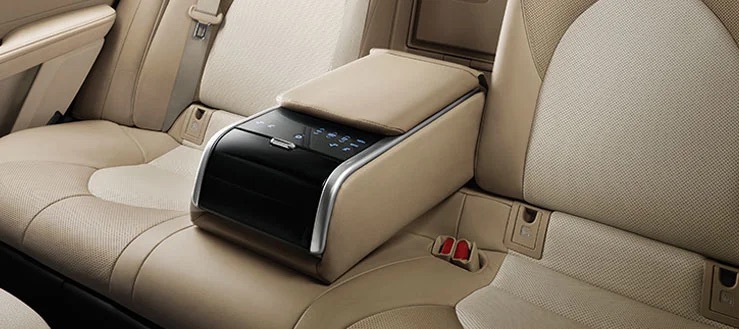 Rear Centre Armrest
