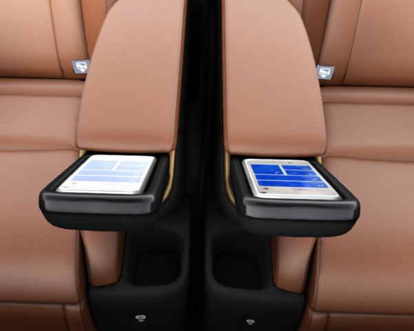 Rear Centre Armrest